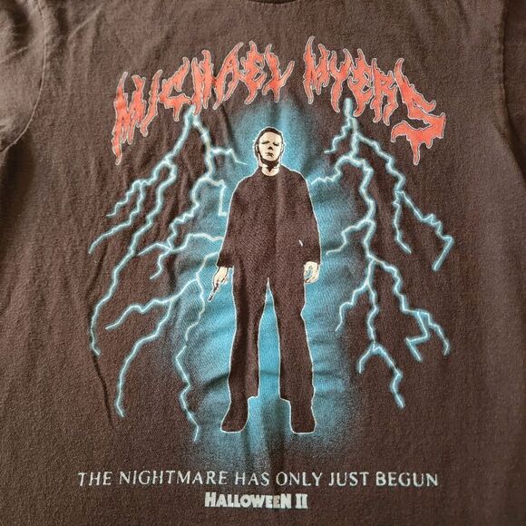 Halloween 2 Michael Myers Graphic Tshirt Size Medium - Picture 2 of 7